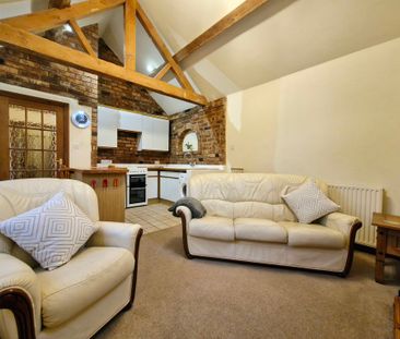 1 bedroom barn conversion to let - Photo 1
