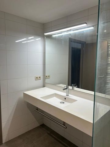 Appartement te huur - Foto 3