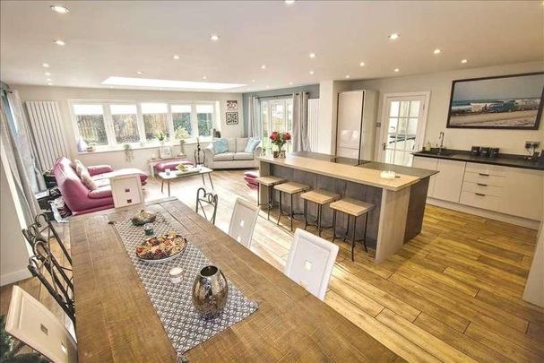 Glynwood Close, Northburn Lea, Cramlington, NE23 - Photo 1