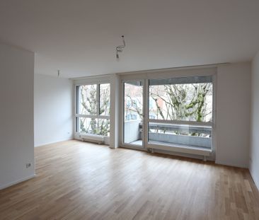 Moderne 4.5-Zimmerwohnung Nähe der Langen Erlen - Photo 2