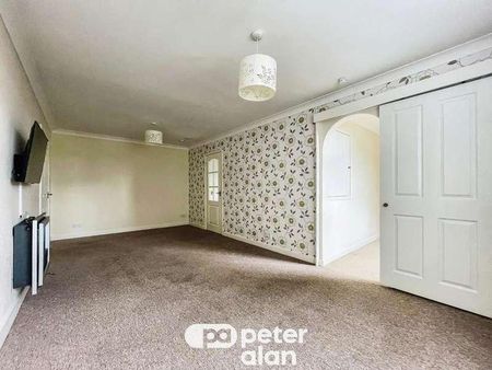 Llanishen Court, Llanishen, CF14 - Photo 3