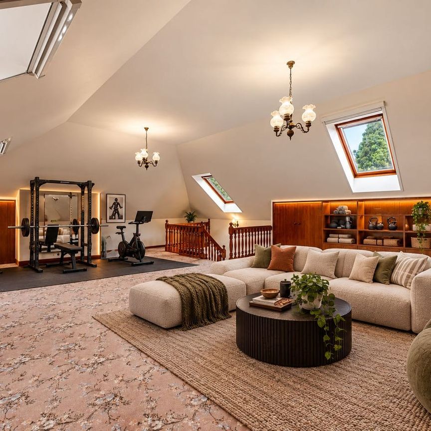 SPACIOUS FAMILY HOME IN THE HEART OF BURWOOD - Photo 1