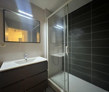 Location Appartement 2 pièces 40m² BORDEAUX 33000 - Photo 3