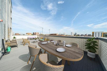 2 bedroom flat to rent - Photo 3