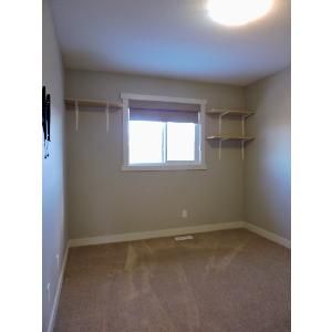 Secord 4 Bed 3.5 Bath House for Rent Edmonton - Photo 5