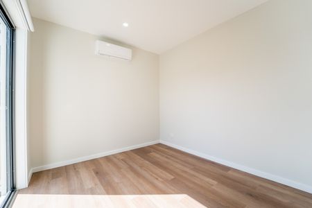 61 Grangehill Mews, Wyndham Vale VIC 3024 - House For Rent | Domain - Photo 5