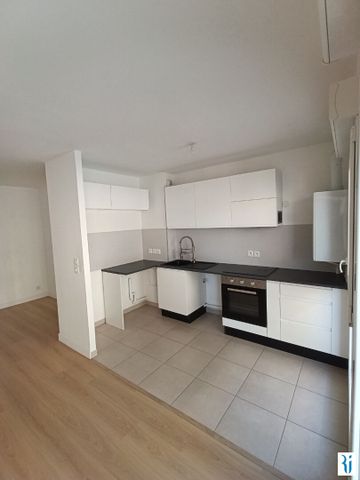 Location Appartement 2 pièces 42m² - Photo 3