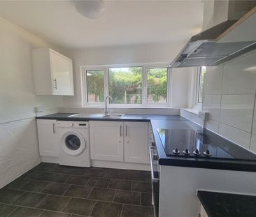 Oaks Road, Stanwell, Staines, TW19 - Photo 1