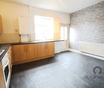 2 bedroom terraced house to rent - Photo 4