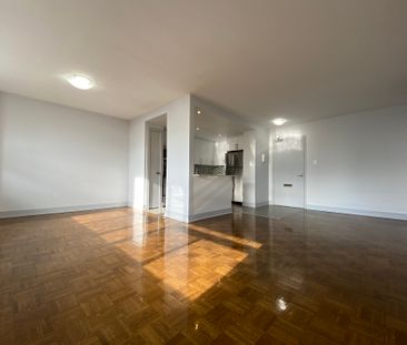 225 Davisville Avenue - Photo 5