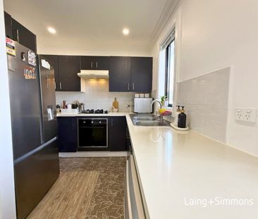 Spacious three bedroom family home - Photo 3