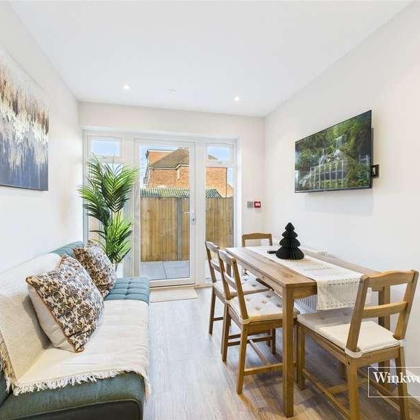 Gosbrook Road, Caversham, Reading, Berkshire, RG4 - Photo 1