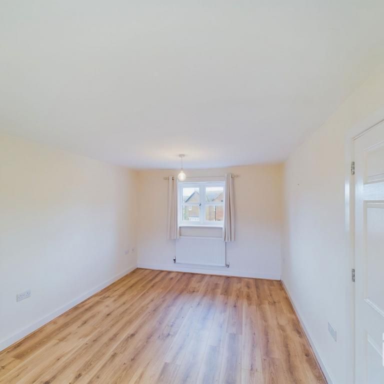 2 bedroom maisonette to rent - Photo 1
