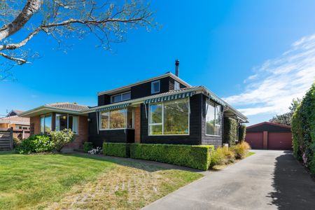 36 Solway Avenue, Ilam - Photo 2