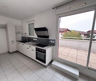 Location Appartement 2 pièces 51m² - Photo 2