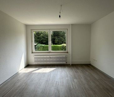 schöne, sanierte 3-Zi.-Wohnung im EG - Photo 2