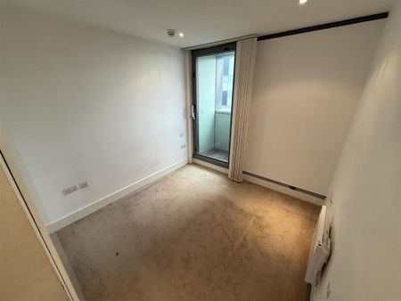 3 bedroom apartment to rent - Photo 5