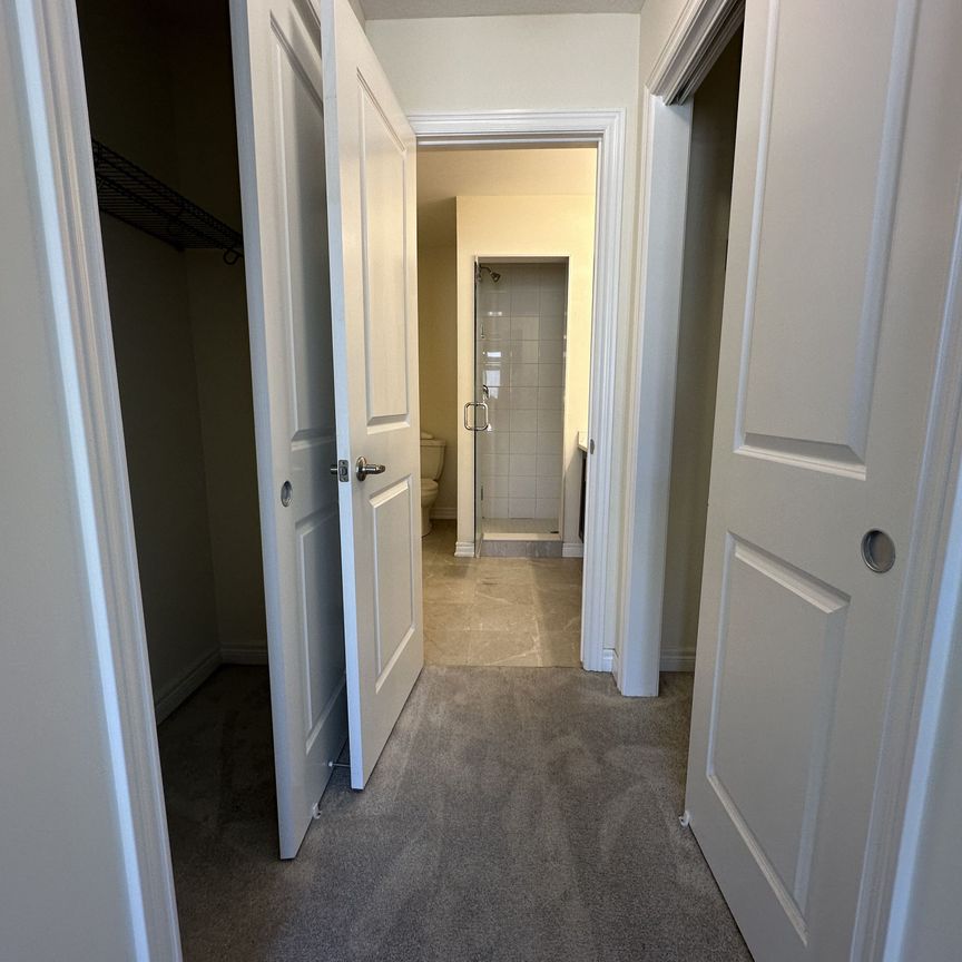 For Lease - 40 Zinfandel Drive Unit# 22, Hamilton, Ontario - Photo 1