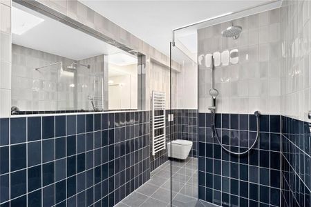 3 bedroom penthouse to rent - Photo 3