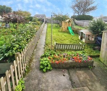 3 bedroom terraced house to rent - Photo 5