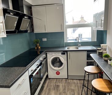 Room in a Shared Flat, Homerton High Street, E9 - Photo 4
