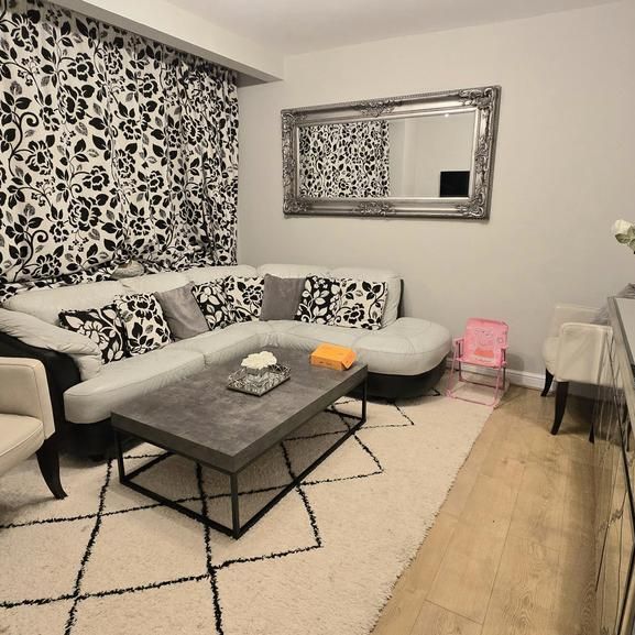 4 bedroom terraced house to rent - Photo 1