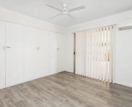 Spacious Family Home With The Perfect Outdoor Living Space! - Photo 5