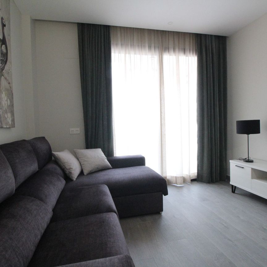 Piso de alquiler en Cataluña, Los Castillejos - La Trinidad - Photo 1