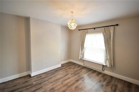 Greenall's Avenue, Warrington - Photo 4