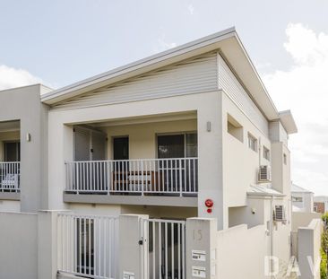 Bright and Spacious 1 Bedroom Apartment - Photo 4