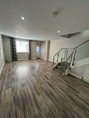 10 Lower Crescent, Comber, BT23 5BU - Photo 1