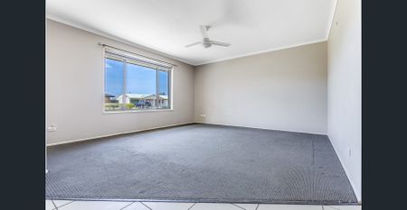 Side Access on 700m2 of Land - Photo 2