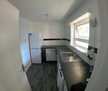 1 Bed Flat, Golden Grove, SO14 - Photo 4