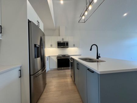 For Lease - 63 Compass Trail Unit# 49, Central Elgin, Ontario - Photo 5