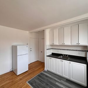 5309 Place Lucy, Beautiful 1-bedroom - Photo 2