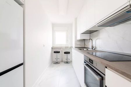 Madrid, Community of Madrid 28008 - Photo 4