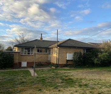 Lovely Family Home - Photo 3