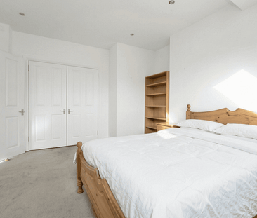 4 bedroom flat to rent - Photo 6