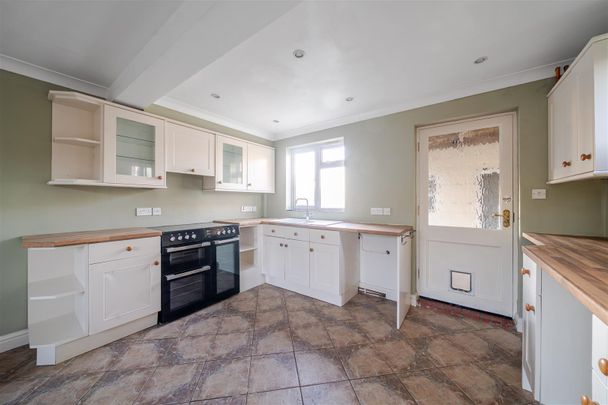 Overway, Donhead St. Andrew, Shaftesbury, SP7, Shaftesbury - Photo 1