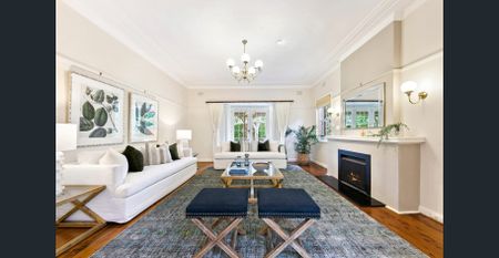 Prestigious family residence in East Lindfield - Photo 3