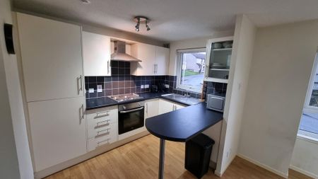 1 bedroom flat to rent - Photo 5