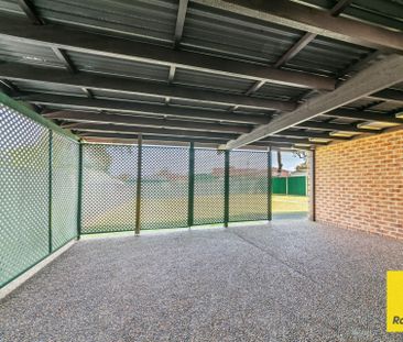Perfectly Positioned Family Home - Photo 5