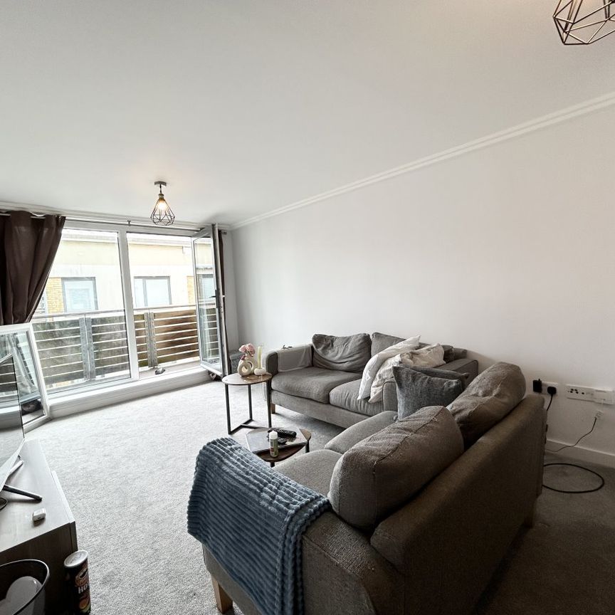 Horsted Court, 23 Kingscote way - Photo 1