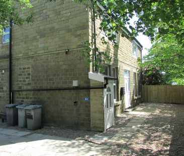 Halifax Road, Birchencliffe, Huddersfield - Photo 6
