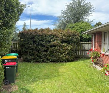 Three bedrooms in Lincoln close to university. - Photo 5