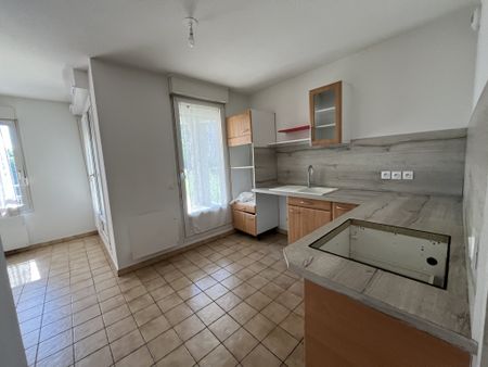 Location Appartement 2 pièces 53m² LE PEAGE DE ROUSSILLON 38550 - Photo 5