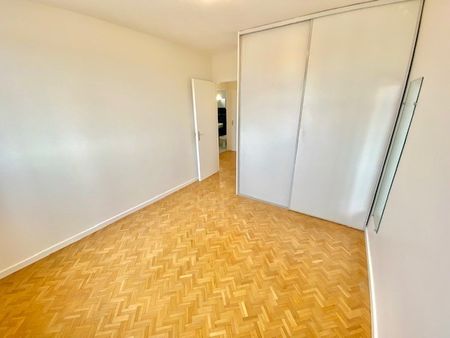 Location Appartement 4 pièces 77m² VILLEURBANNE 69100 - Photo 4