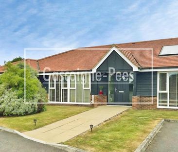 2 bedroom semi-detached bungalow to rent - Photo 4