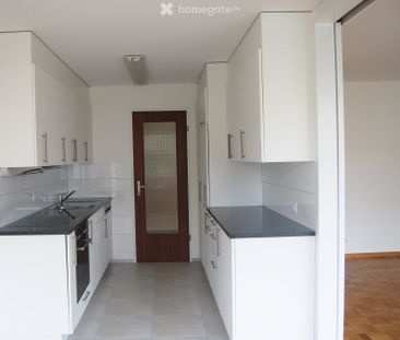 Helle 4.5-Zimmer-Wohnung im Erdgeschoss mit Balkon und Garage in Th... - Foto 3