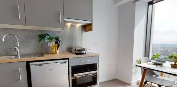 Studio Flat, Altus House, LS2 - Photo 2